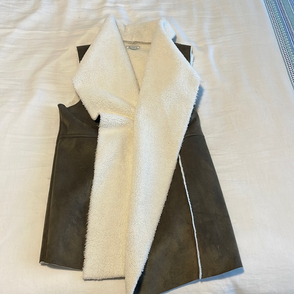 Gray/brown suede vest size small